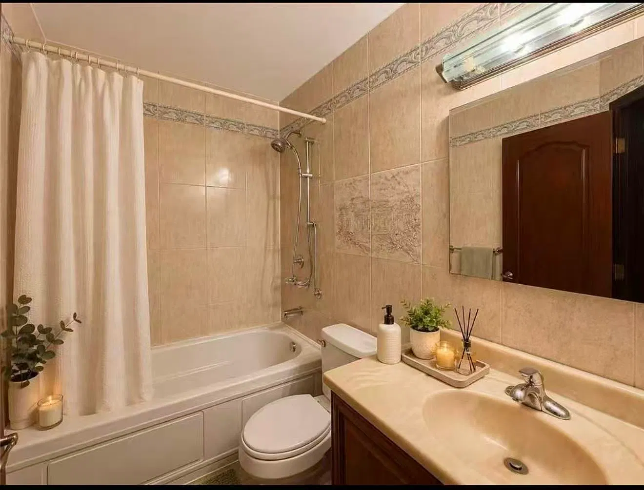 3 bed, 1.5 bath, $3,200 — Photo 4