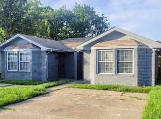 7845 Star St, New Orleans, LA 70128