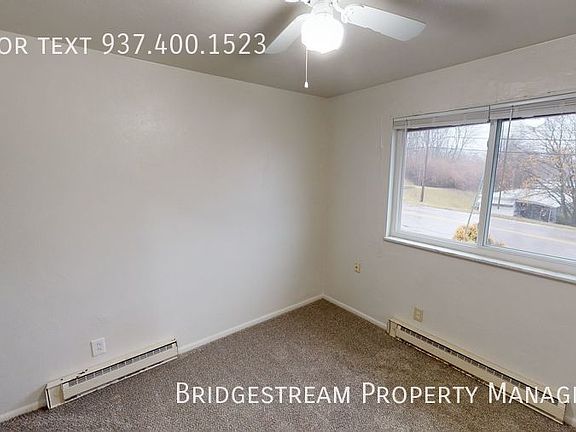 4th image of 4644 Burkhardt Ave #E