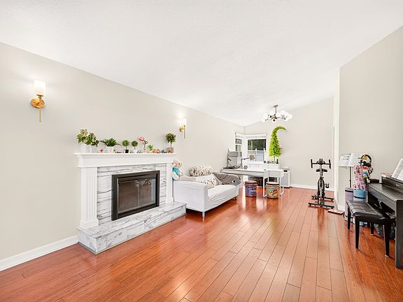5th image of 8960 157th St