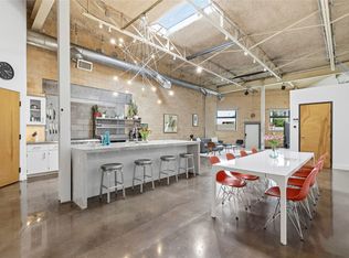 335 S Hall St, Dallas, TX 75226