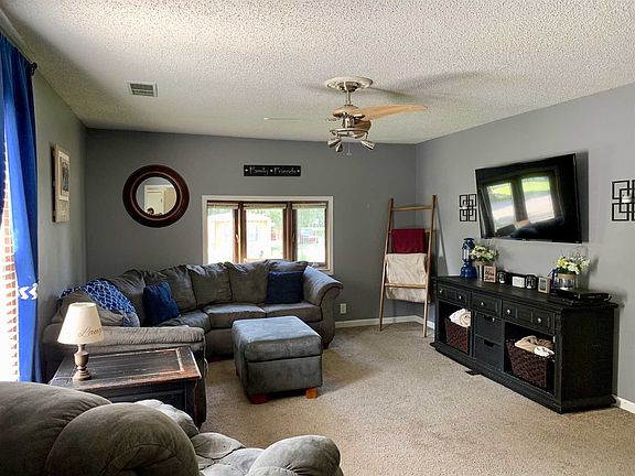 Spacious Living Room