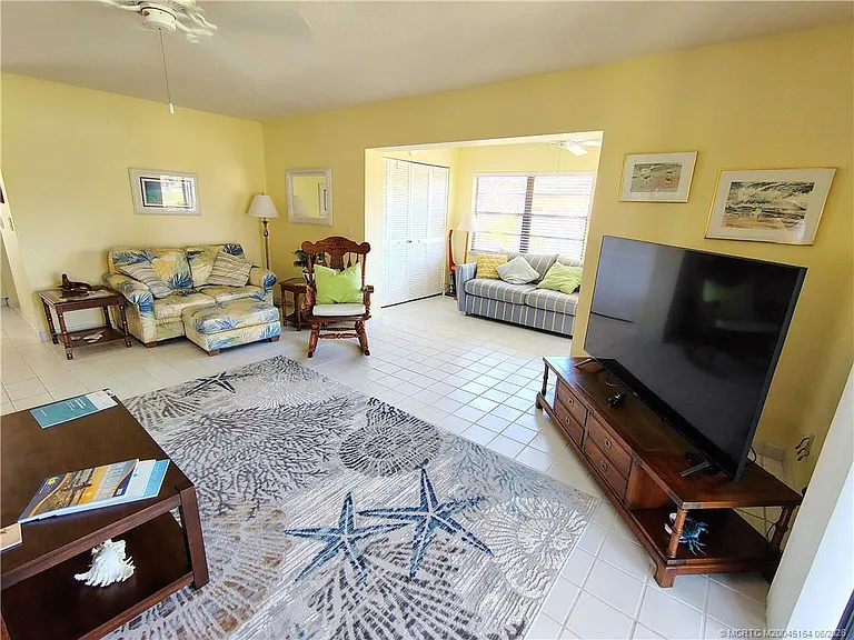 SE Sea Island Way — Photo 19