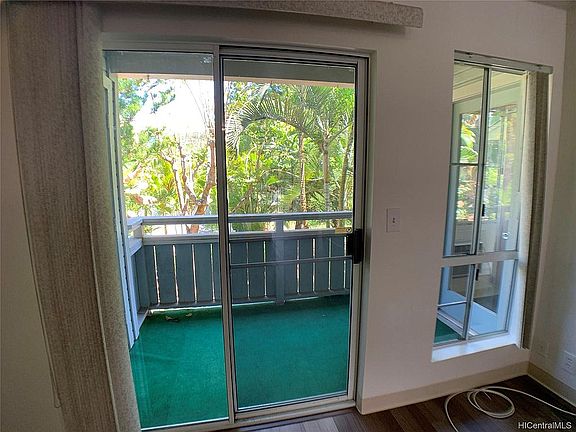 lanai livingroom door