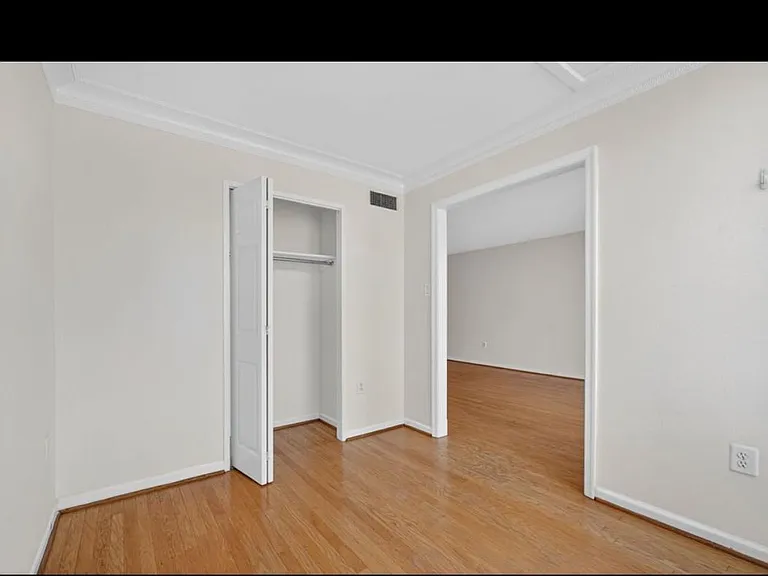 2555 Pennsylvania Ave NW #1019 — Photo 8