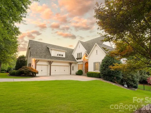 16728 Ashton Oaks Dr, Charlotte, NC 28278