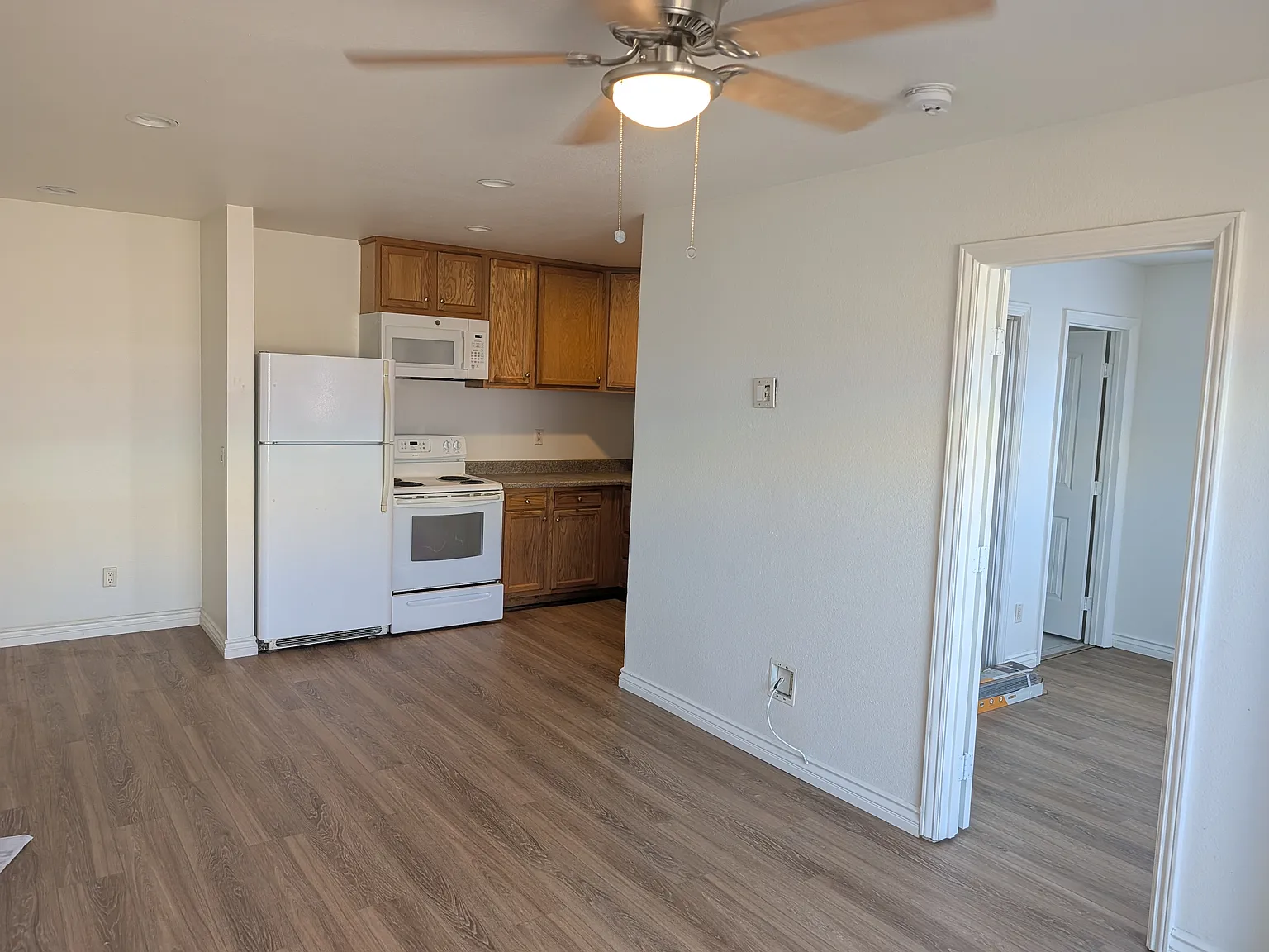 1 bed, 500 sqft, $1,950 — Photo 2