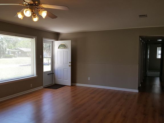2nd image of 6409 Beauclair Dr
