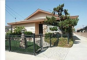 5th image of 4317 W 135th St