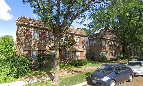 Emerson Manor Flats Photo 1