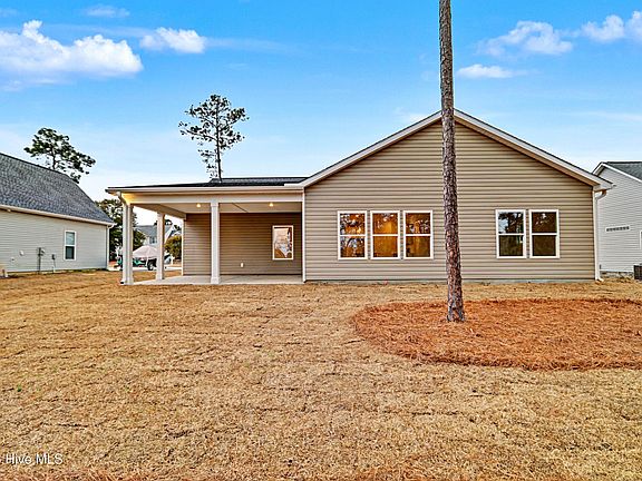 5th image of 2672 Jessica Lane SW