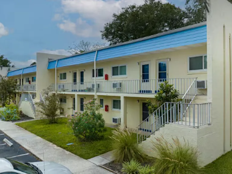 2600 Trollie Ln — Photo 3
