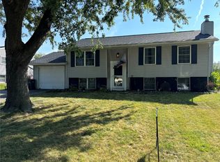 6508 Boxwood Ln NE, Cedar Rapids, IA 52402