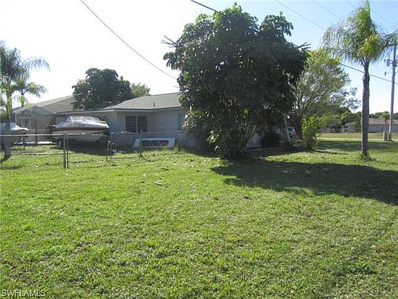 3rd image of 1615 Ottersrest Ln