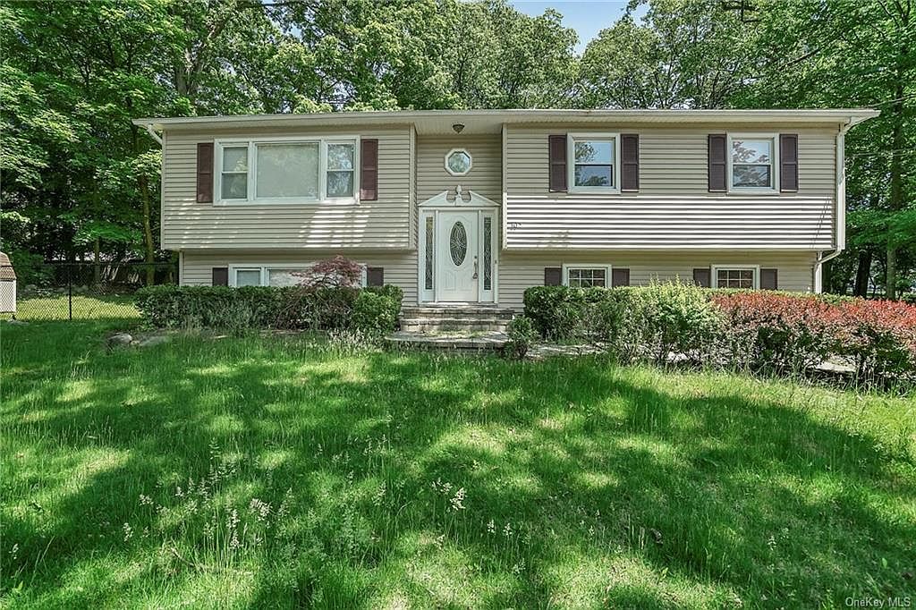 10 N Amundsen Lane, Airmont, NY 10901 MLS H6253014 Zillow