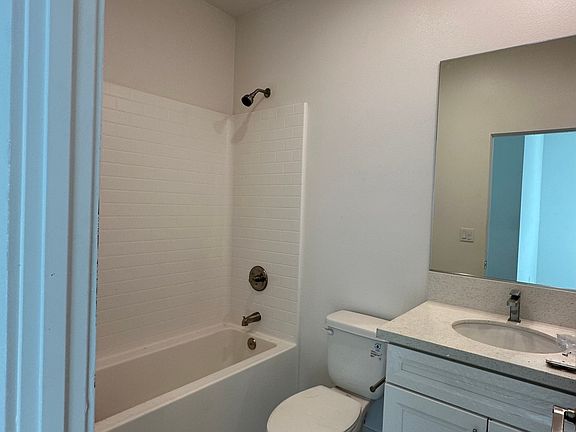 5th image of 2234 Bonita Ct #2