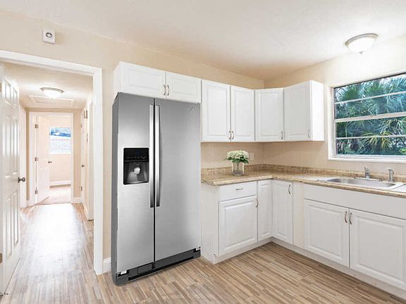5th image of 8588 Darlington Dr