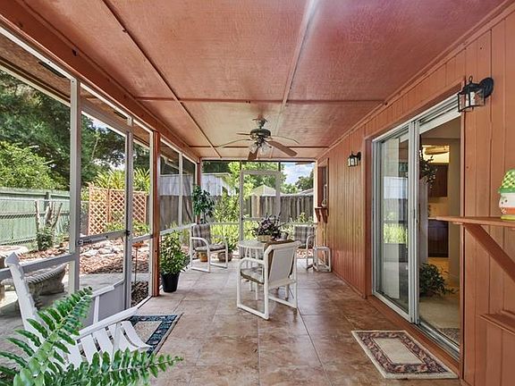 5th image of 2208 Sherbrook Dr