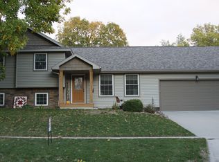 711 10th St, Nevada, IA 50201