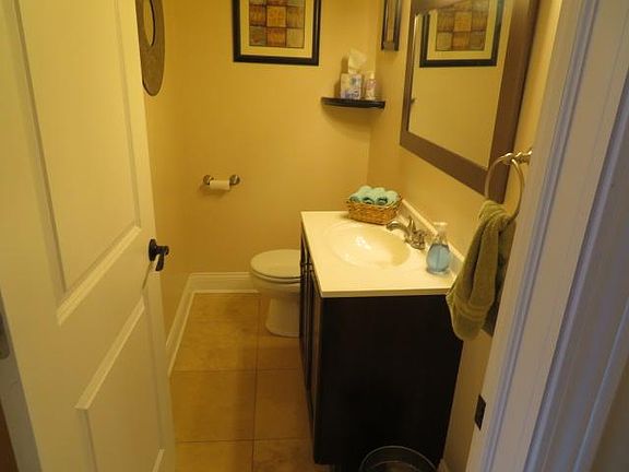 5th image of 1510 W Erie St APT 2