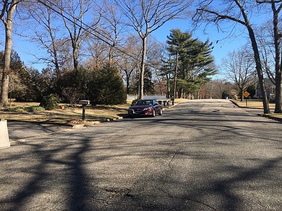 4th image of 33 Washington Ave