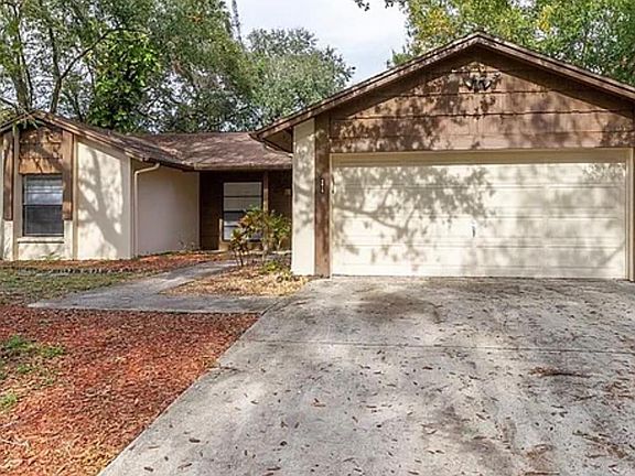 2nd image of 4015 Arroyo Ln