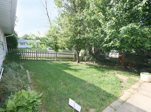 5th image of 7461 Sabre Ave