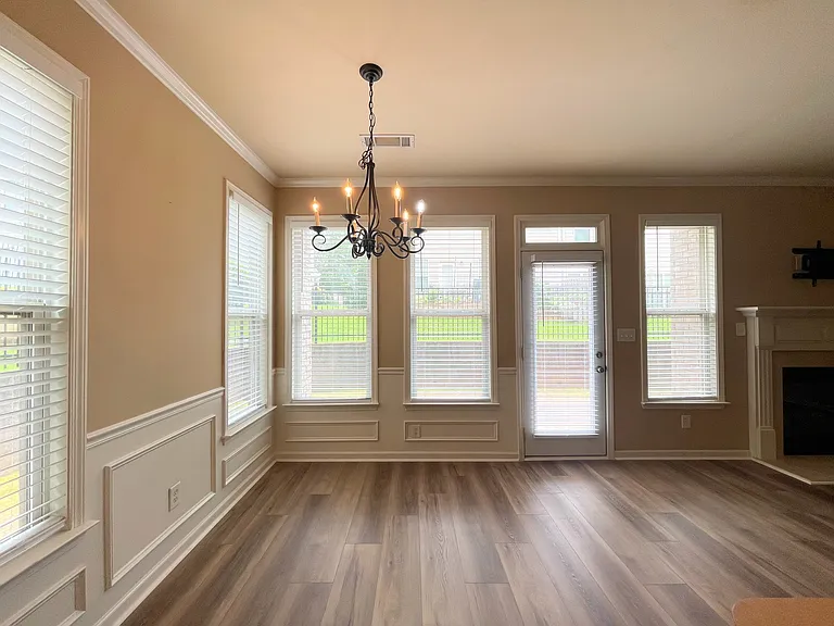 989 Parkside Wood Ct — Photo 13