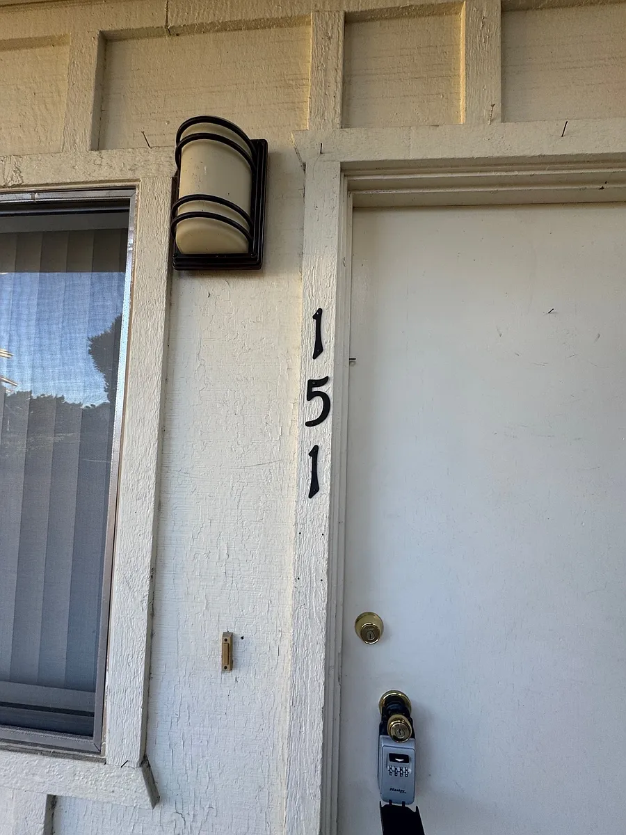 Building Photo - 151 Vera Cir #151