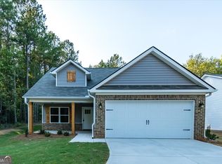 146 Allan Green Dr, Gray, GA 31032