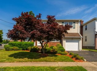 710 Arnold Pl, Union, NJ 07083