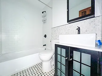 Rented by Realty 2000 Corp