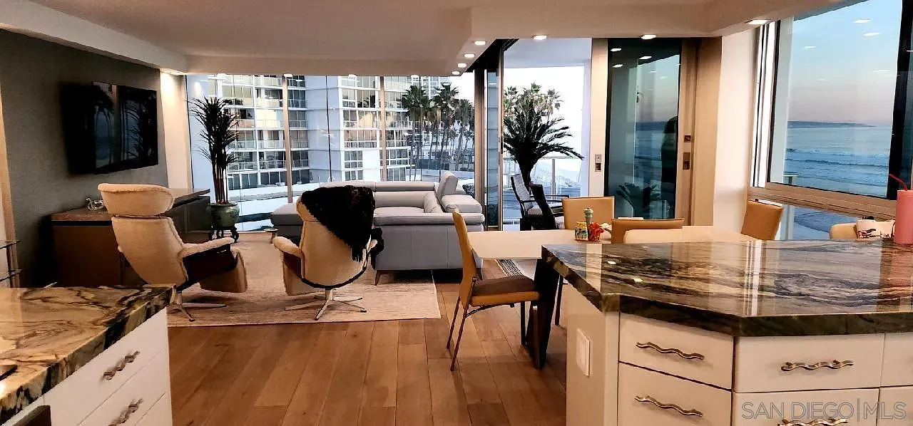 2 bed, 2.0 bath, 1400 sqft, $12,000 — Photo 2