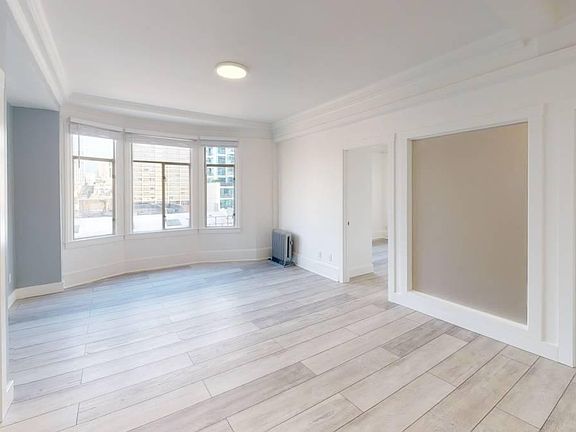 2nd image of 1801 California St APT 404