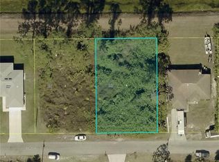 859 Clow St E, Lehigh Acres, FL 33974