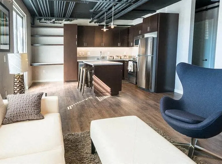 Theatre Square Apartments — Photo 21