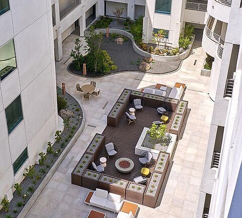 5th image of 510 S Oxford Ave #814