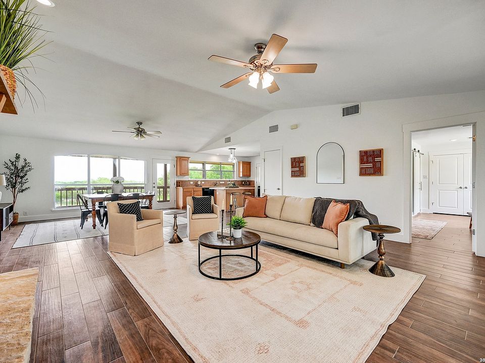 1st image of 1267 RIVER BEND DR