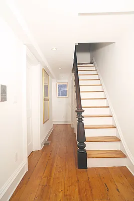 Rented by Alexander Bilu, LREB | media 28