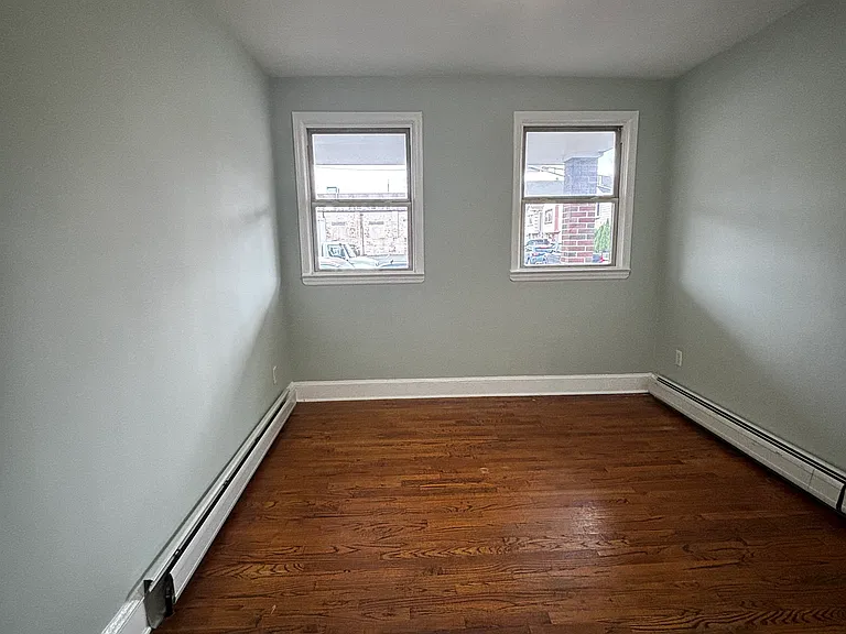 5016 Columbia Ave #1R — Photo 8