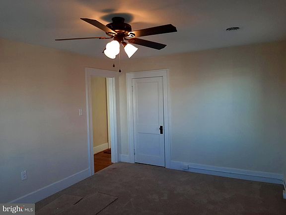 4th image of 811 Berryville Ave #2