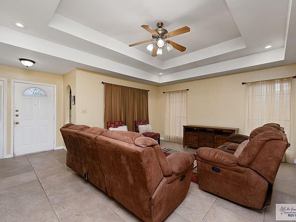 2nd image of 14 Hermosillo Ct