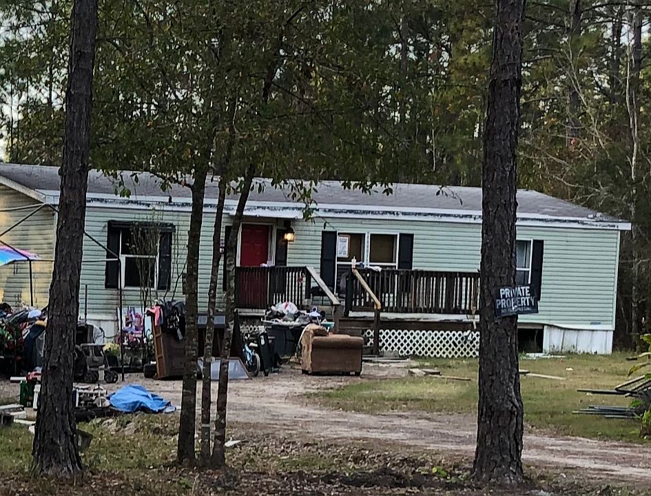 1st image of 9935 Dillon Ave