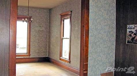 2nd image of 98 N Gordon St