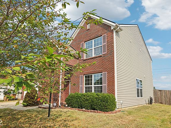 3rd image of 2128 Creekstone Dr