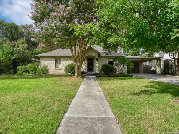 439 PASEO ENCINAL ST, Olmos Park, TX 78212