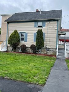 24 Montaup St, Fall River, MA, 02724