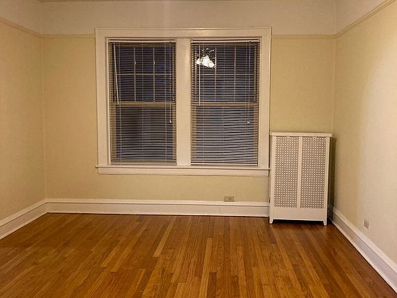 4th image of 2323 W Chase Ave #1
