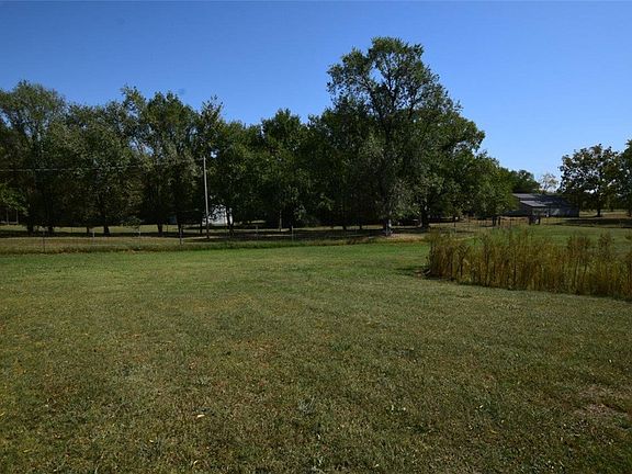 2nd image of 473525 Highway 62