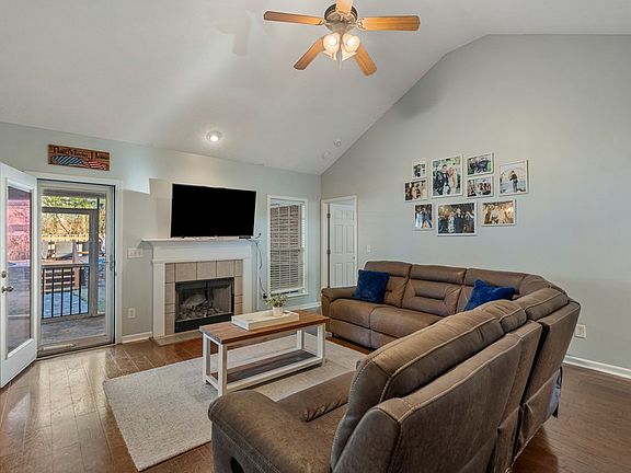 4th image of 9020 Scottsdale Ct